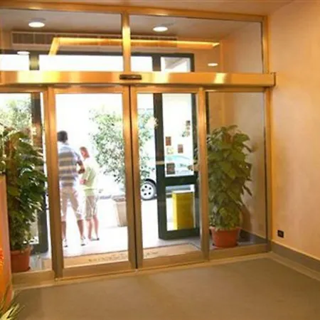 Hotel Athenaeum 3*