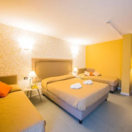 アルベルゴ アテナエウム ホテル 3*