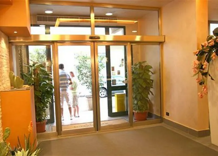 Ξενοδοχείο Athenaeum 3*