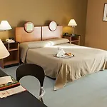 アルベルゴ アテナエウム ホテル